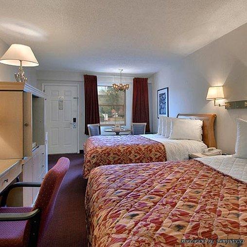 Bourbon Capital Inn Bardstown Zewnętrze zdjęcie